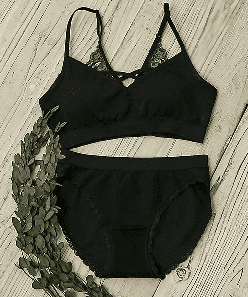 ブラック編 カップさんに ショーツ ブラセット5選 谷間メイクもおまかせ 4yuuu