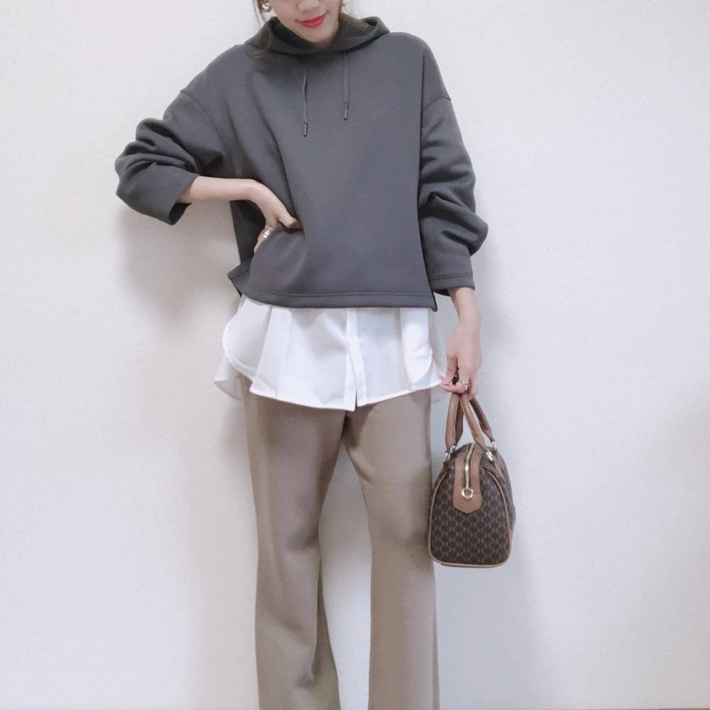 Uniqloパーカー使用 春のお手本コーデ5選 大人可愛いおすすめの着こなし 4yuuu