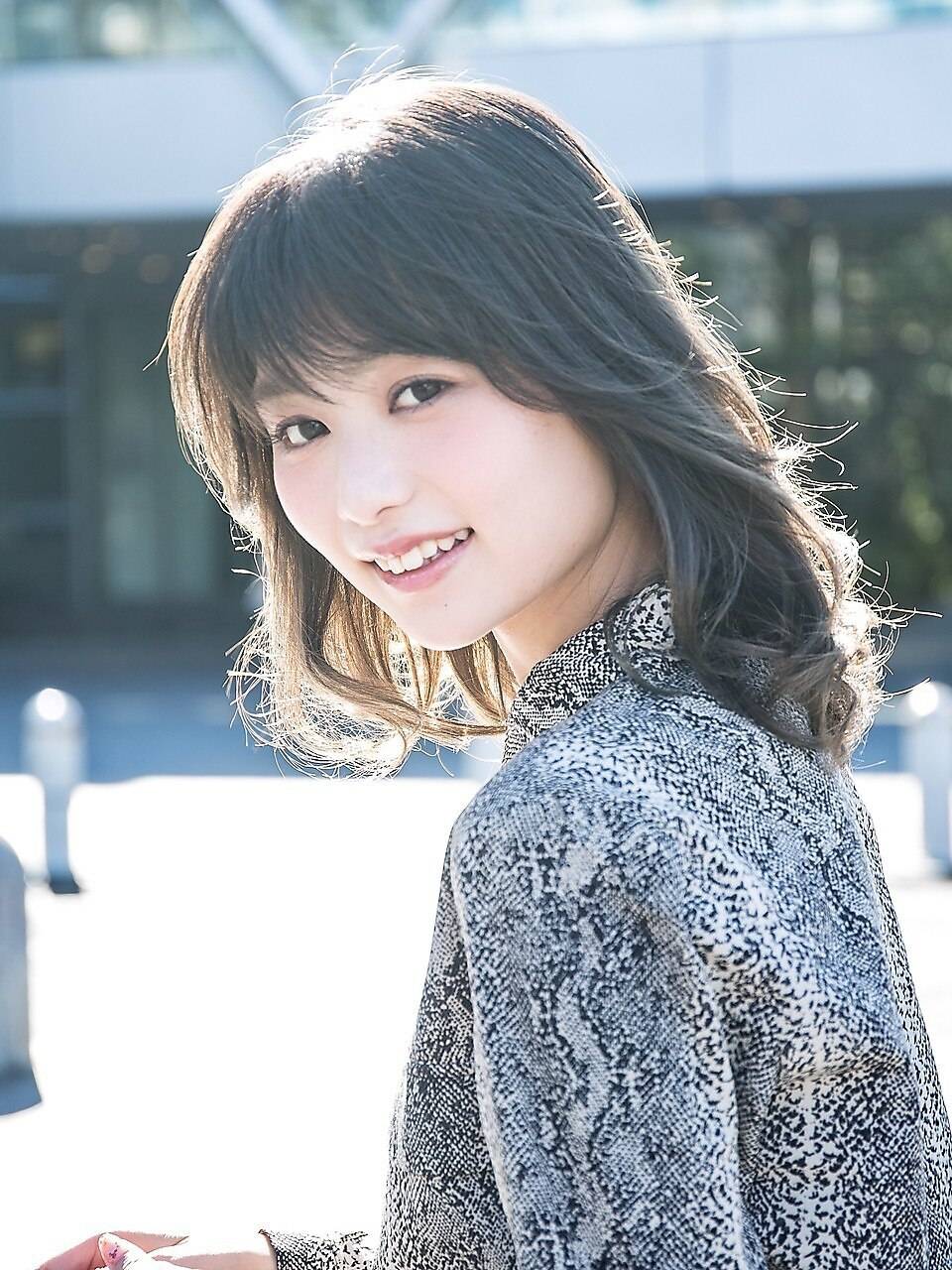 ミディアム編 伸ばしかけでもおしゃれ 40代女性におすすめの髪型5選 4yuuu