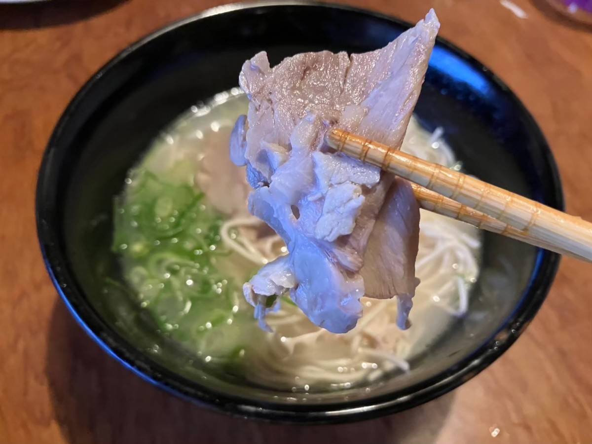 福岡県】まさかの290円……？！驚き価格の「博多ラーメン」を実食