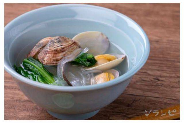 旨味がつまった  あさりの酒蒸し風春雨スープ
