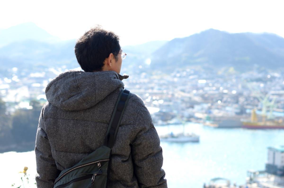 旅行する人