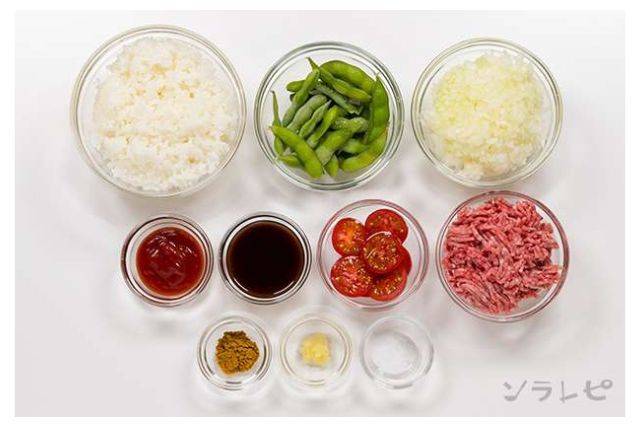 簡単具材  枝豆とトマトのドライカレー 材料