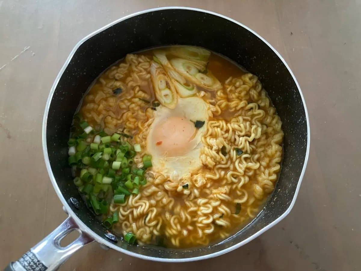 ダイソー農心 安城湯麺 125g-3
