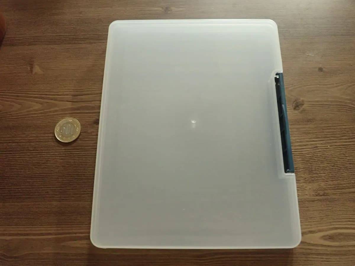 ダイソーすっきり書類収納ファイルA5−２