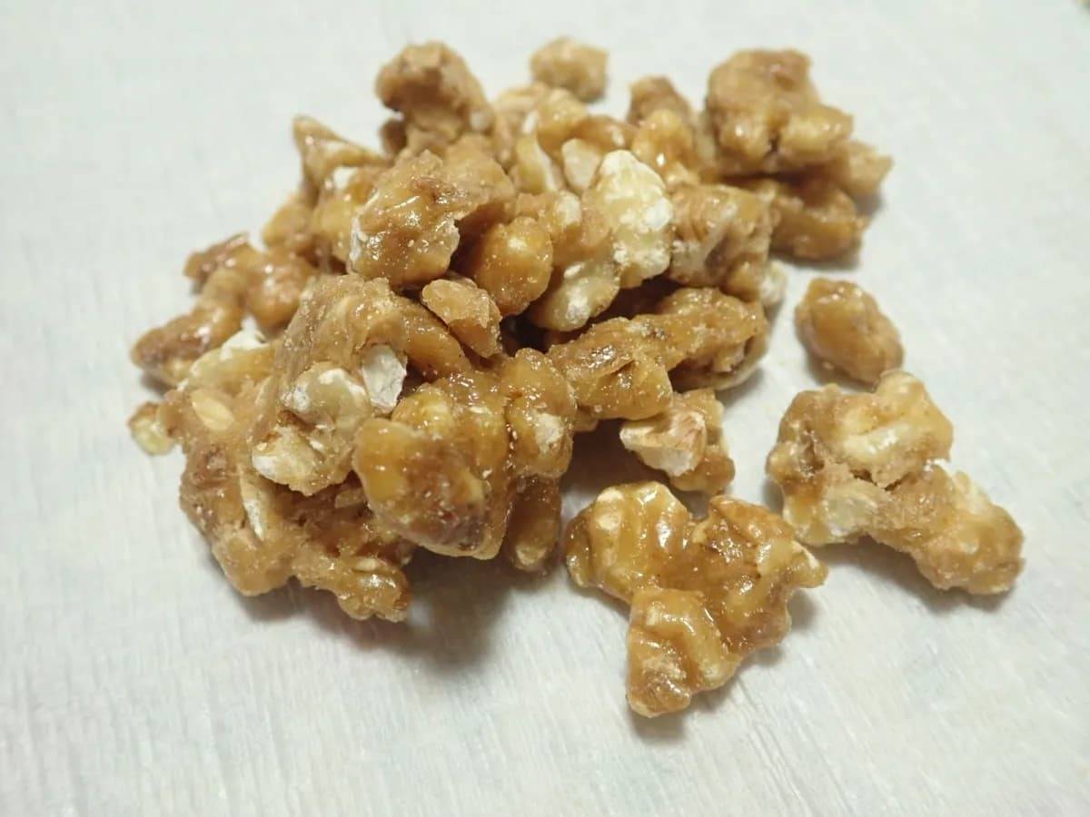 ダイソーFortune くるみクランチ メープル味-3