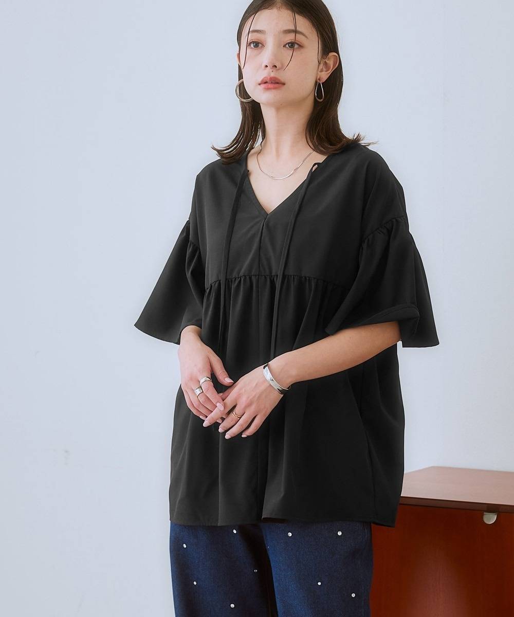 ほっそり見えする7月のブラウス