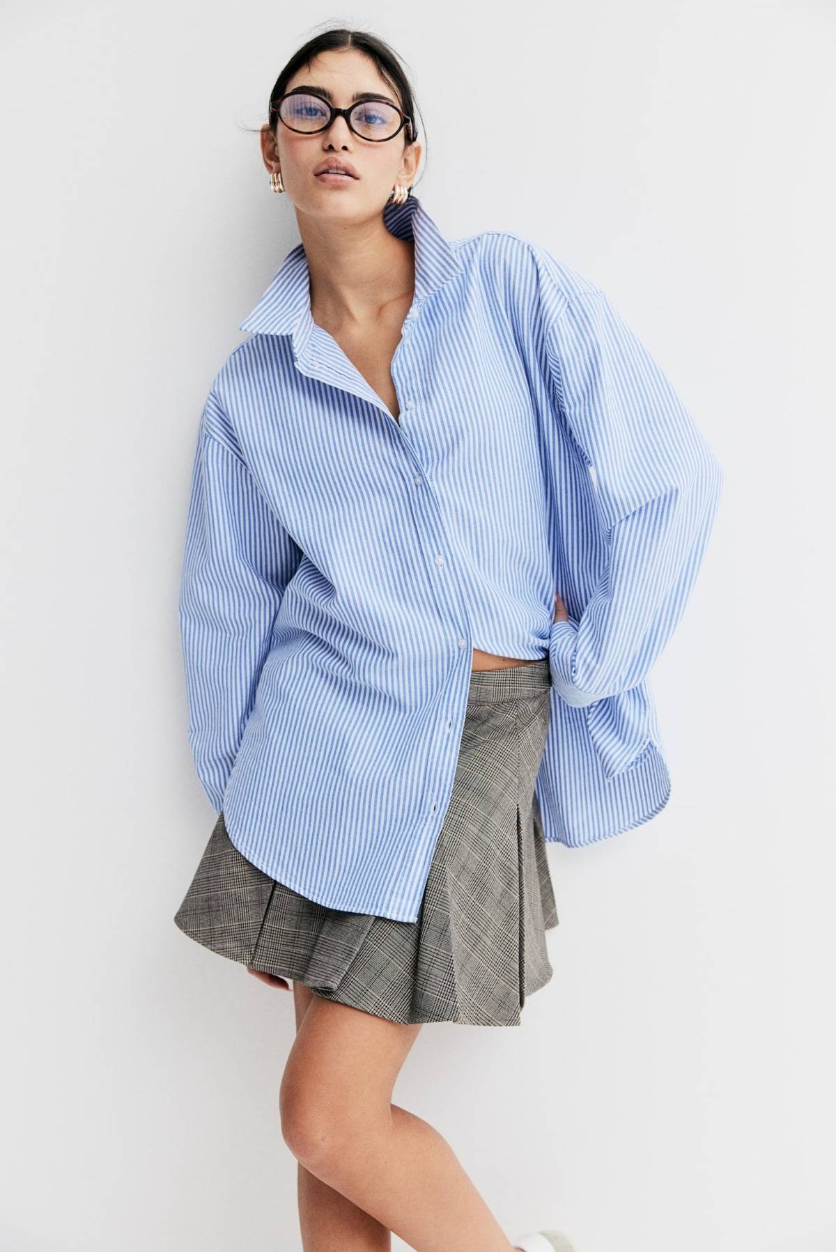 H&M7月のおしゃれシャツ