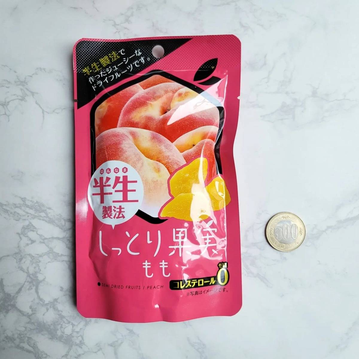 ダイソーファーストジャパン しっとり果実 もも 35g−２