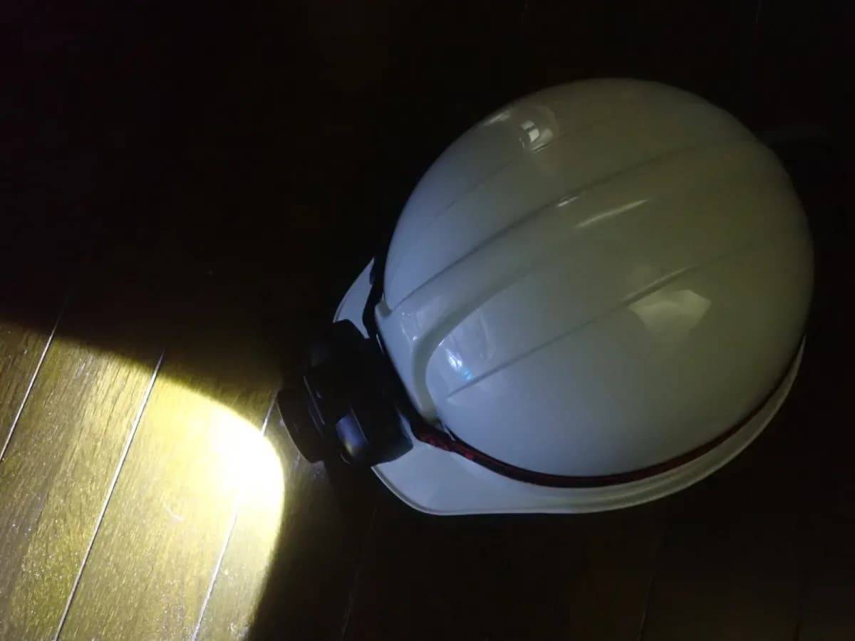 ダイソーLEDヘッドライト−３
