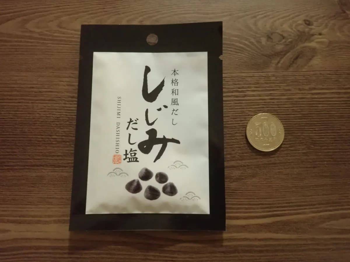 ダイソー三角屋水産 しじみだし塩 20g−２