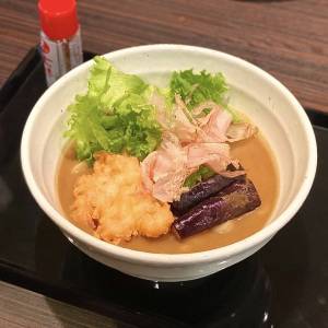  カレーハウスCoCo壱番屋の「冷やしカレーうどん(鶏天付)」 