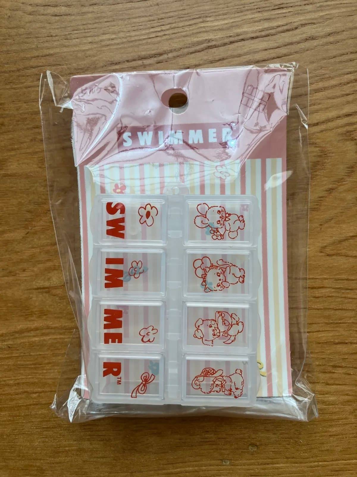セリアSWIMMER ピルケース−１