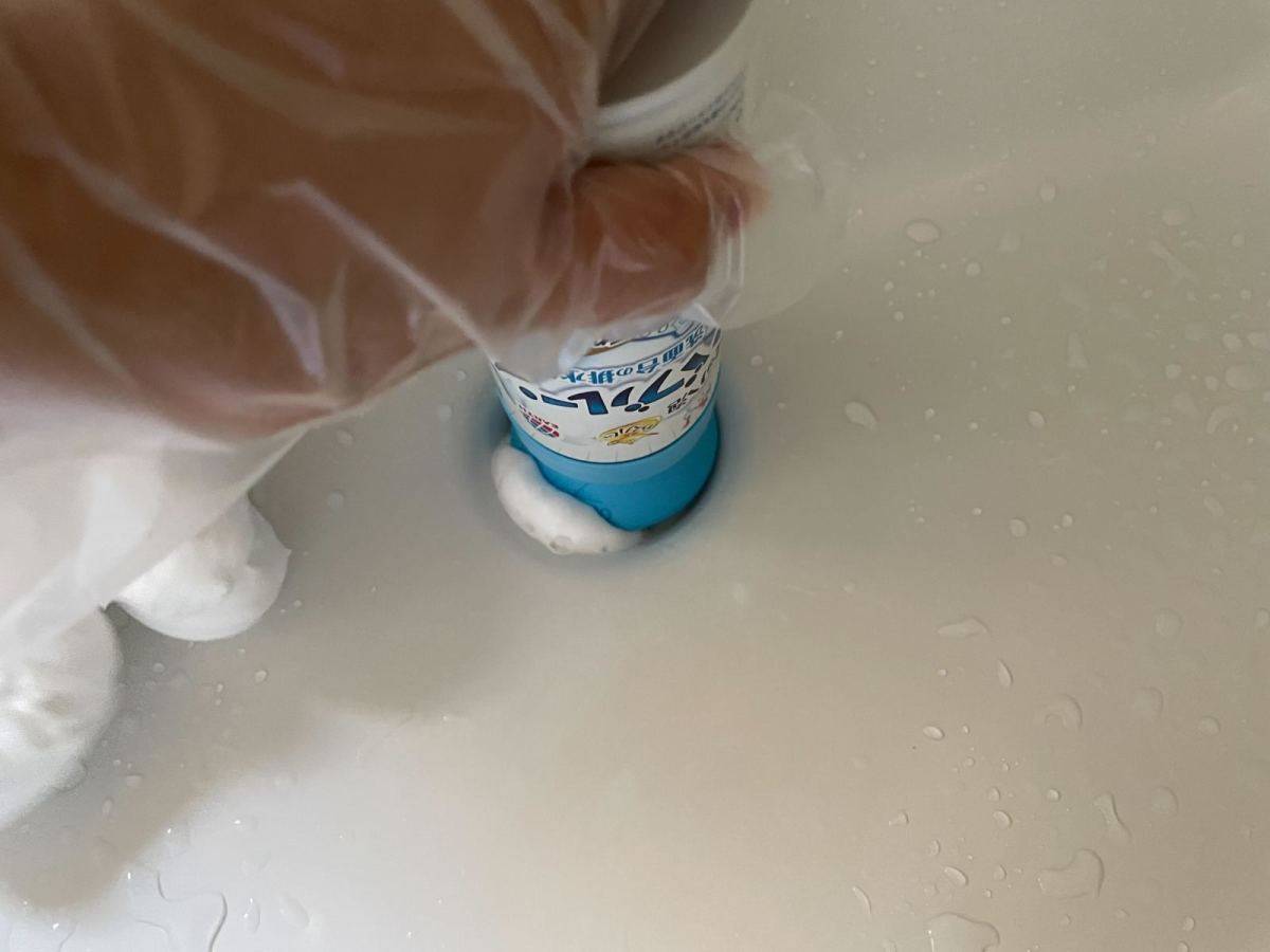 らくハピマッハ泡バブルーン_排水溝プッシュ