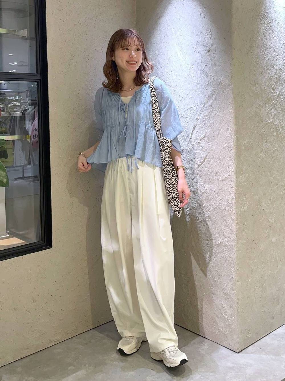 ブルー×白でさわやかに♡