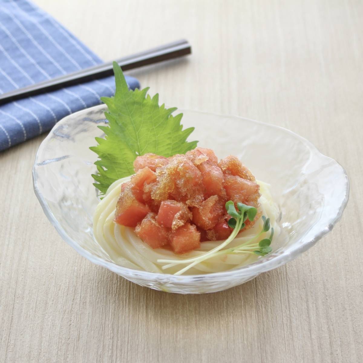 テーブルマーク公式の「凍りトマトの夏うどん」のレシピ