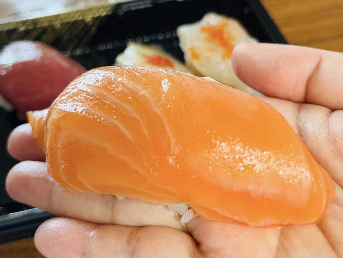 巨大すぎるサーモン♪