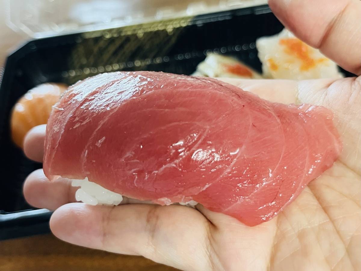 本まぐろの赤身はツヤツヤ♡