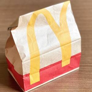  マクドナルドの紙袋 