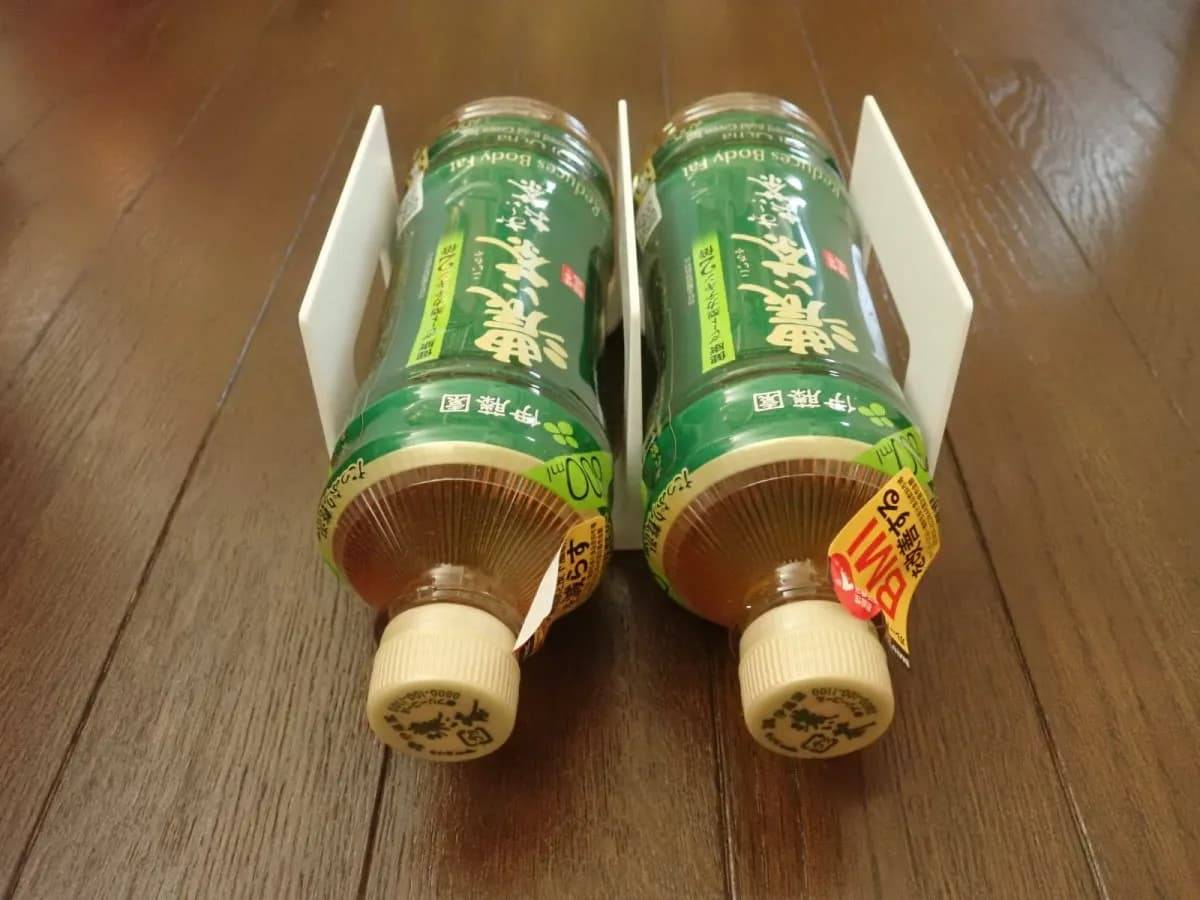ダイソーペットボトルラック−３