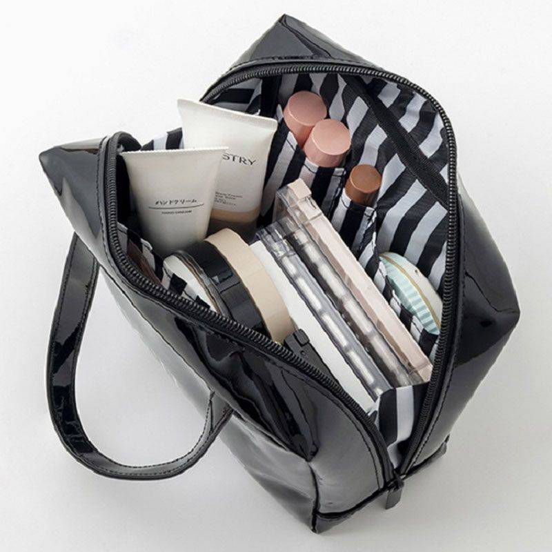 CECIL McBEE ショッパーみたいなコスメポーチ BOOK