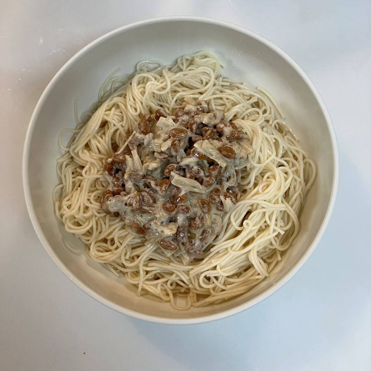 JAグループ公式の「えのきでコクUP、しかも超エコ！納豆蕎麦」のレシピ