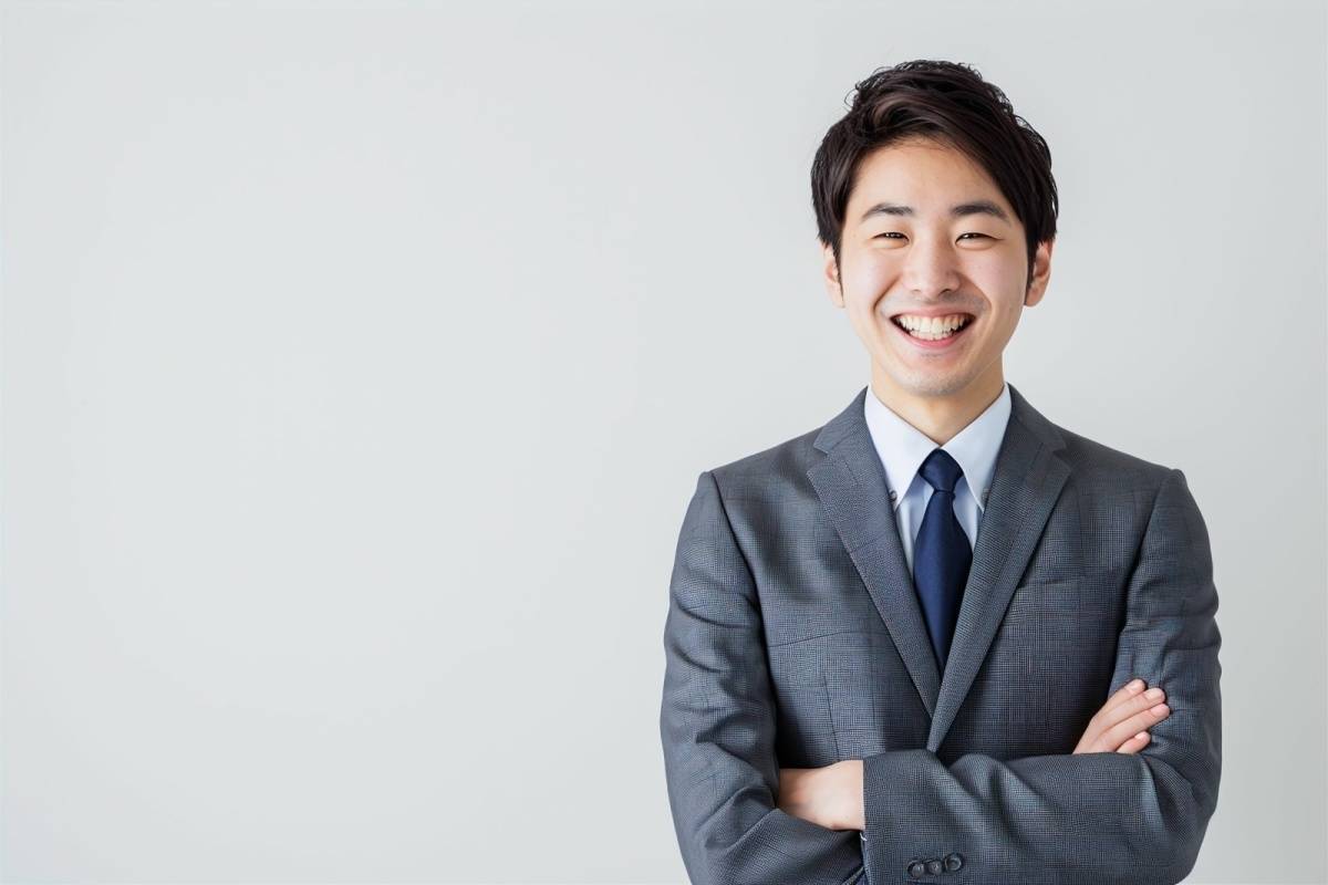 スーツ姿の男性