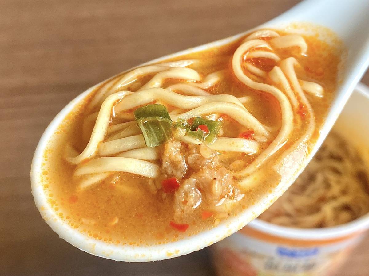 まろやかなピリ辛スープがたまらない♡