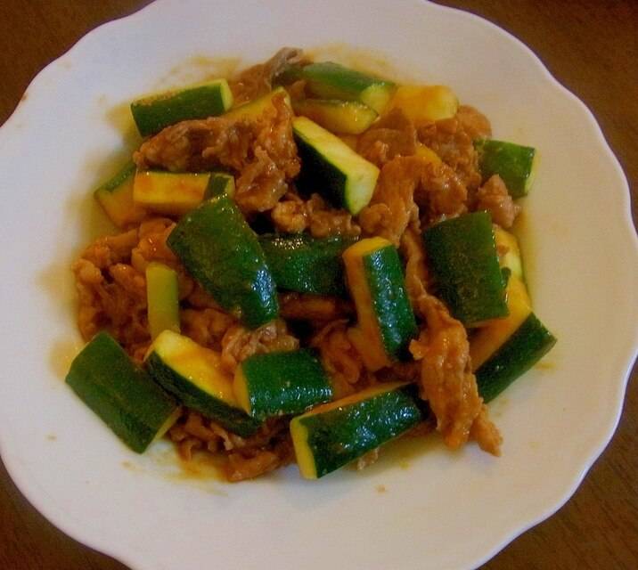 夫が喜ぶズッキーニの作り置きおかず