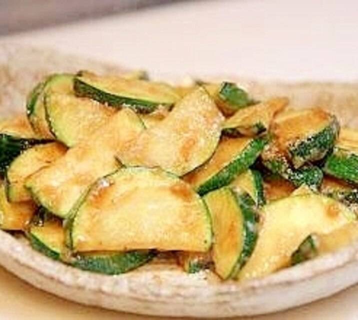 夫が喜ぶズッキーニの作り置きおかず