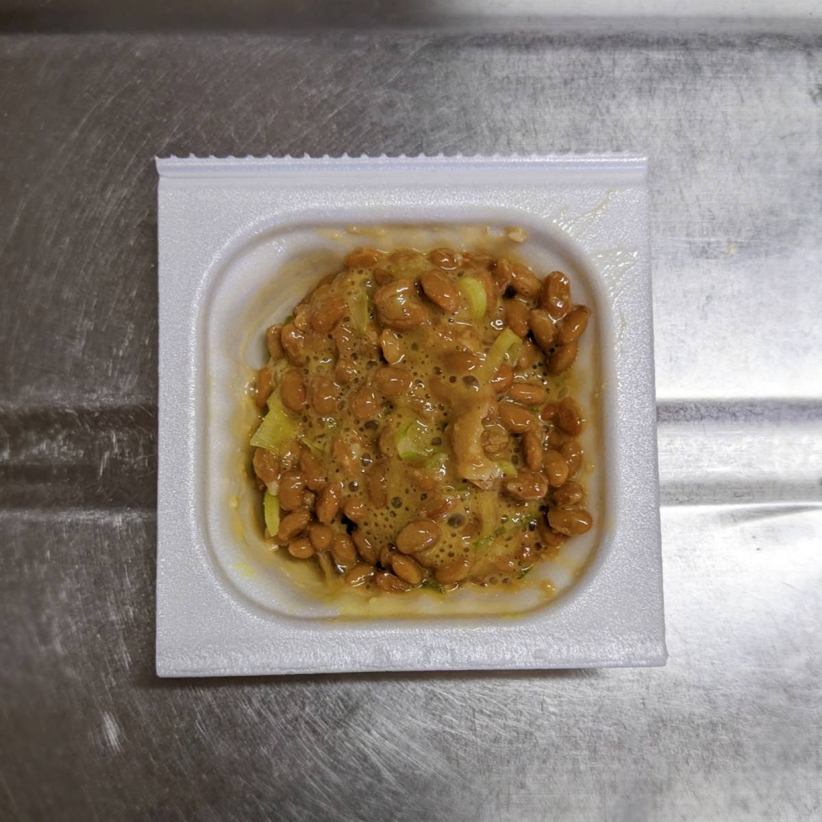 タカノフーズ公式の「味噌ねぎ納豆」のレシピ