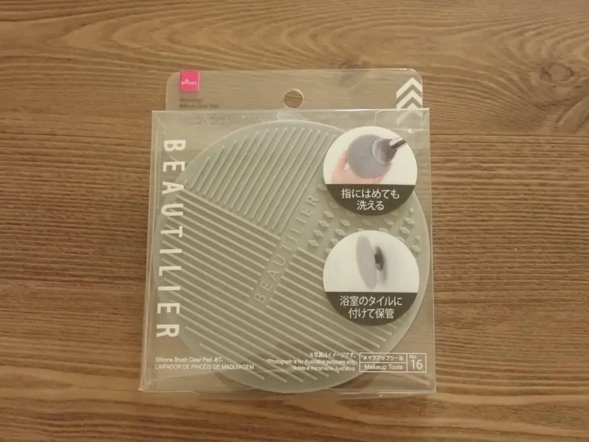ダイソーシリコーンブラシクリアパッド(BT)−１