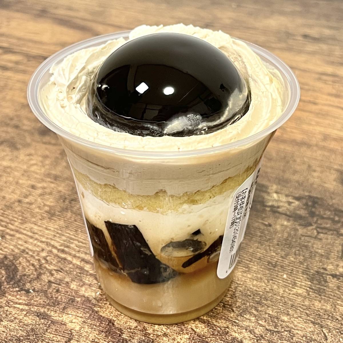 ファミリーマートの「コーヒーゼリーパフェ」