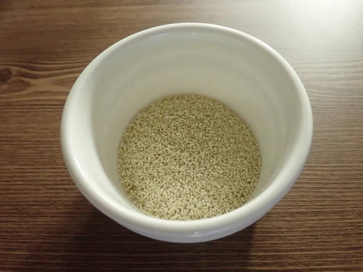 ダイソー味の素 ほんだしこんぶだし小袋 8g 4袋入−３