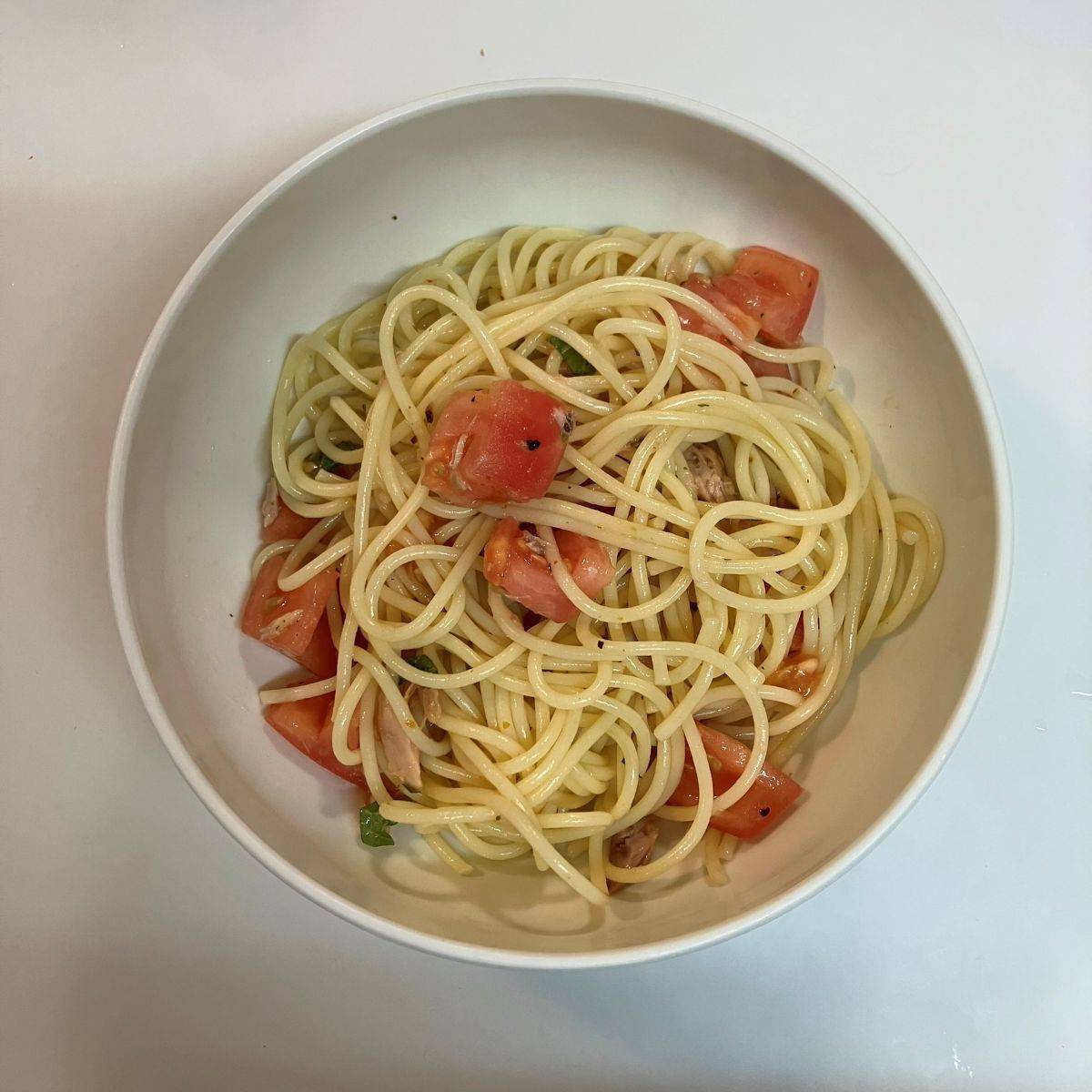 いなば公式の「トマトとツナの冷製パスタ 」のレシピ