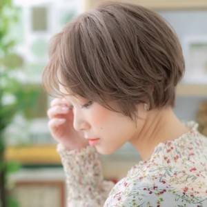 “白髪”が増えてきたら……！アラフィフが若く見えるヘアカラー5つ