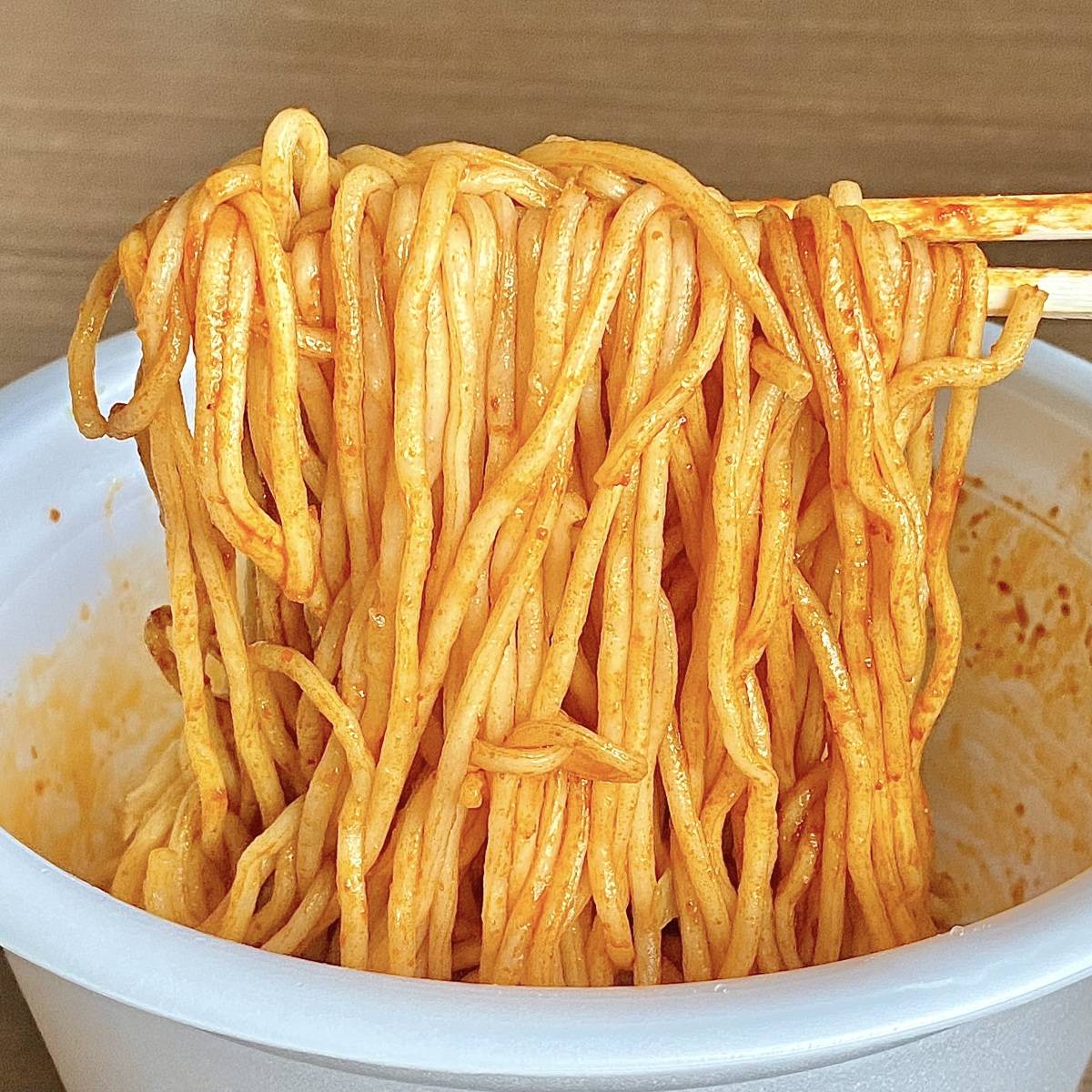 日清食品の「日清焼そばU.F.O. 爆盛バーレルナポリタン」