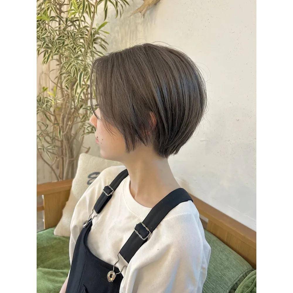 大人グレージュカラー