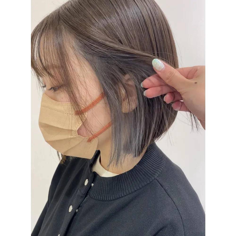 シルバーのインナーカラー