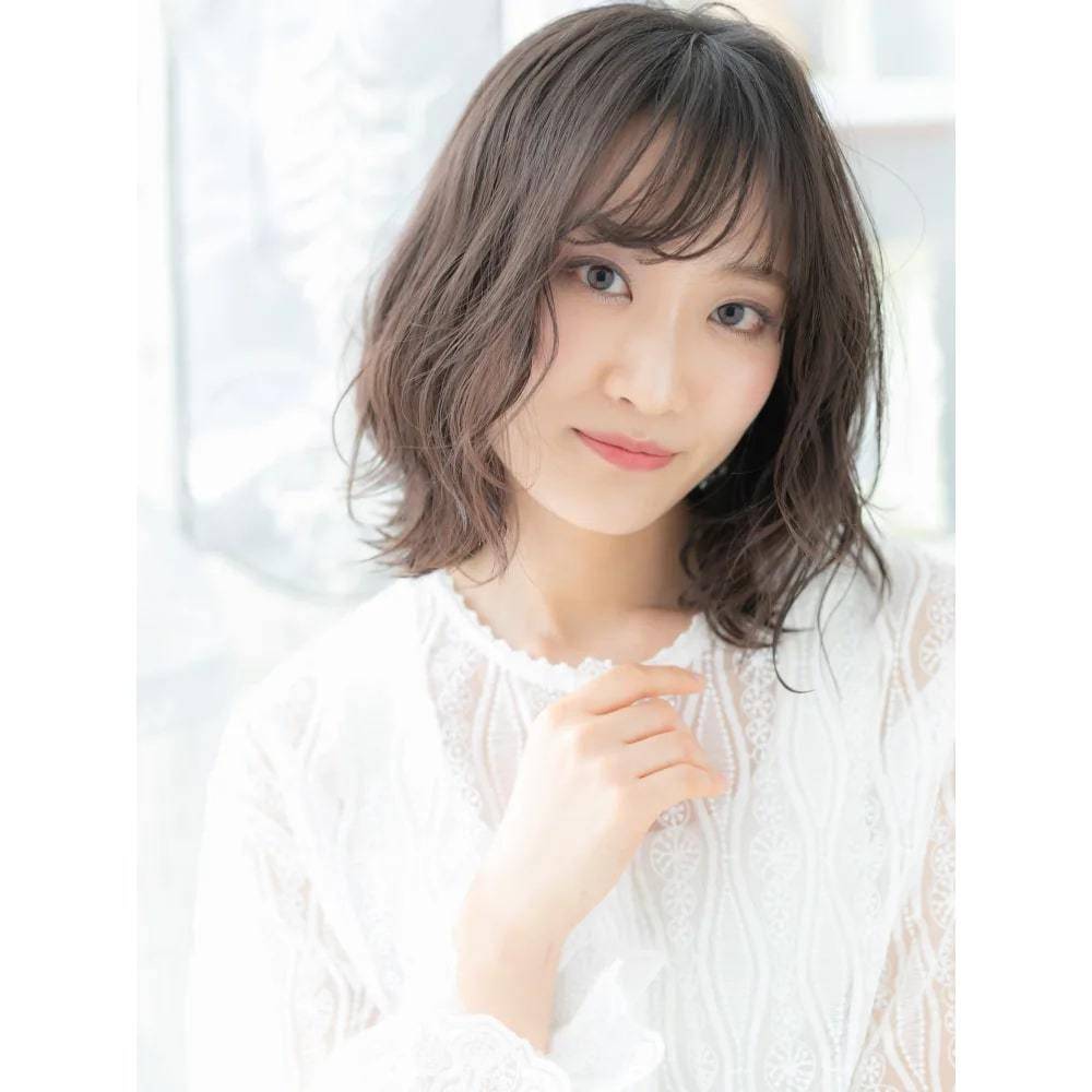 白髪をぼかすバレイヤージュ