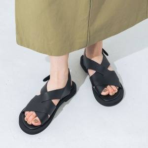  EVOL クッション入り・クロスデザインフラットサンダル 