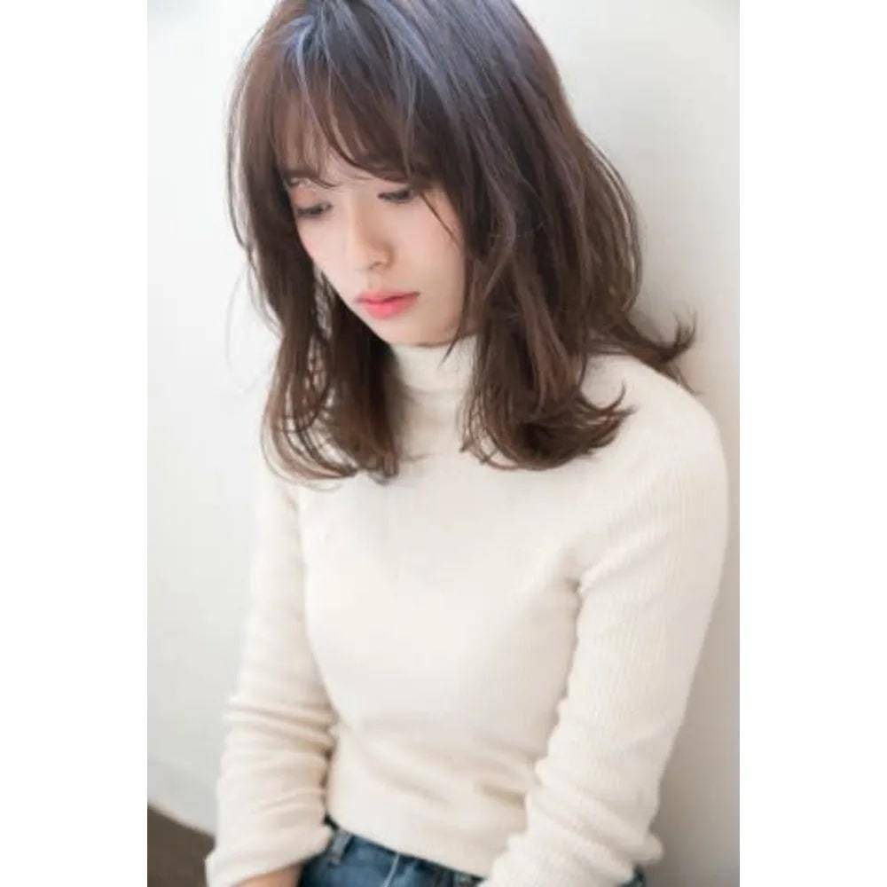 透明感のあるパープルブラウン