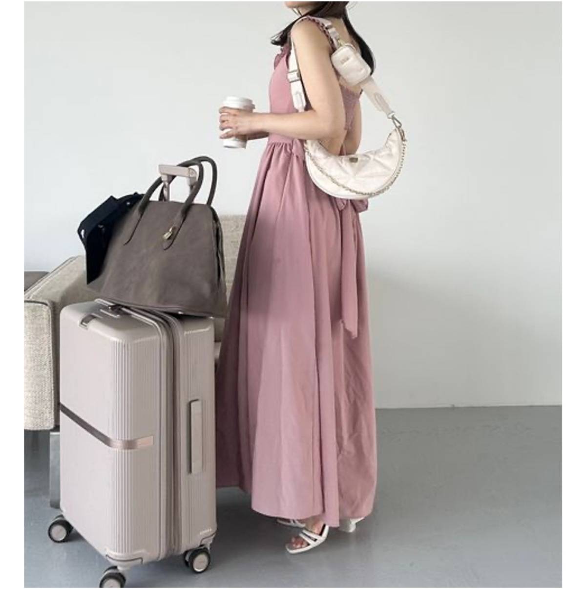 SNIDEL バックデザインワンピース