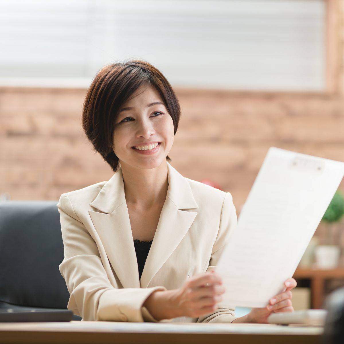 仕事をしている女性