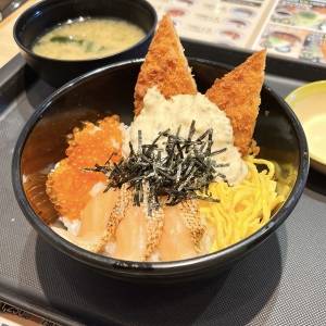 食べなきゃ後悔するよ……。【松のや】の新作が本気で震えるほどウマい