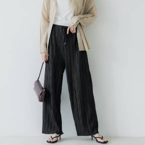 全部3,000円以内♡40代コーデを盛り上げる「パンツ」5選【2025年夏】