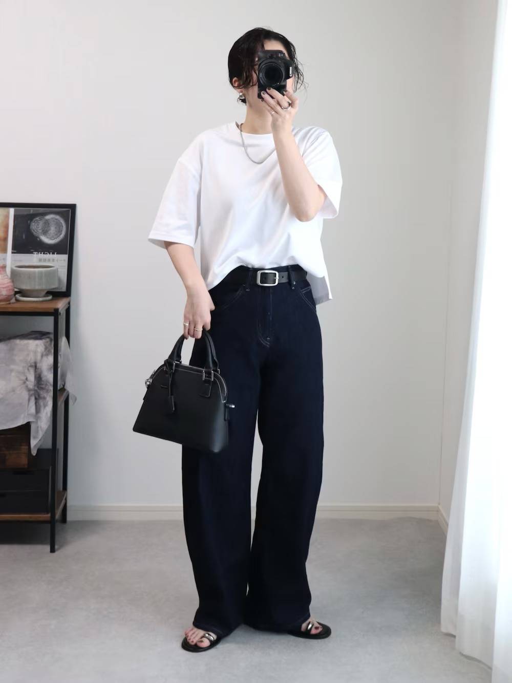 シャツの裾をフロントだけタックイン！