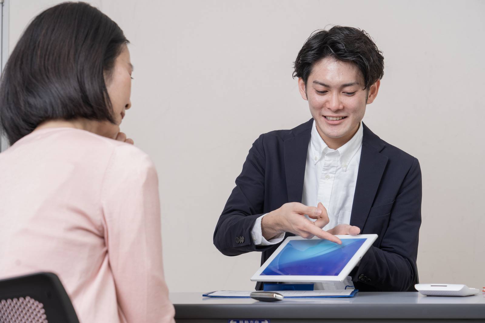 接客業の男性
