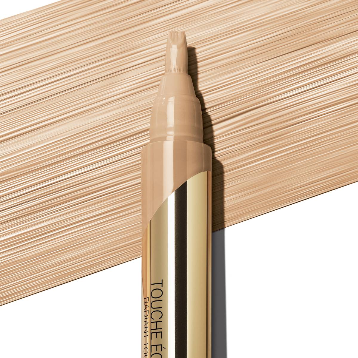 YSL BEAUTYのコンシーラーに透明感あふれる新シェードが登場