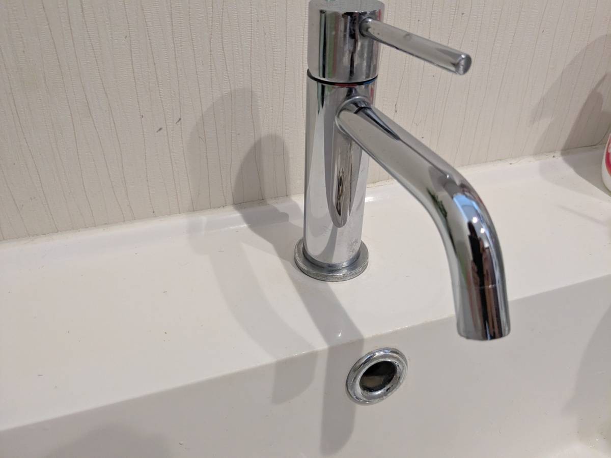 【100均】のキッチンコーナーのアレで！！水回りの気になる汚れが落ちる！落ちる！！
